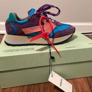 Brand new never worn Off-White sneakers